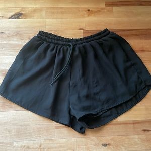 Bloom + Pop Black Shorts